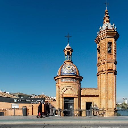 Alohamundi Castilla III Seville Luaran gambar